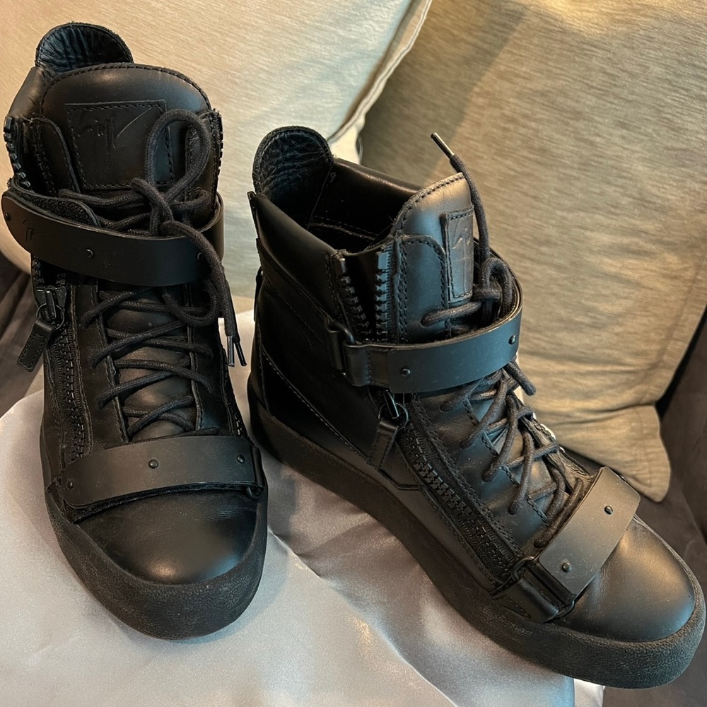 Men’s Giuseppe Zanotti May London high top sneaker